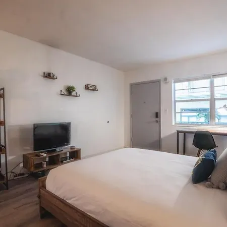 Travelers Hideout Located 1 Block From The Beach Miami Beach Exterior foto